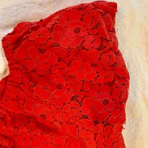 Lace Top with Cap Sleeve - Size M - Picture 6 of 9